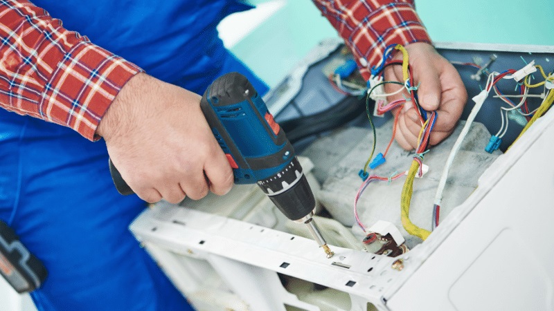 Yenimahalle Amana Amana çamaşır makinesi kart tamiri – Su almama arızası orijinal parça ile giderildi. - Teknik servis örneği